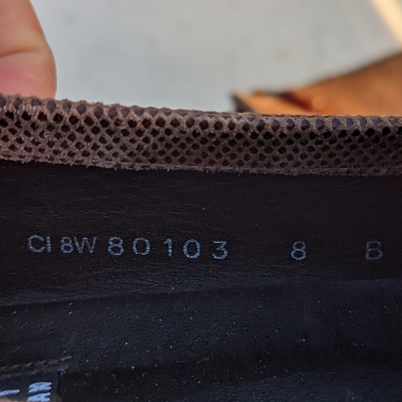 Stuart Weitzman | Sleek Loafer Block Heel Brown Beaded Size 8 Like New - Picture 11 of 13